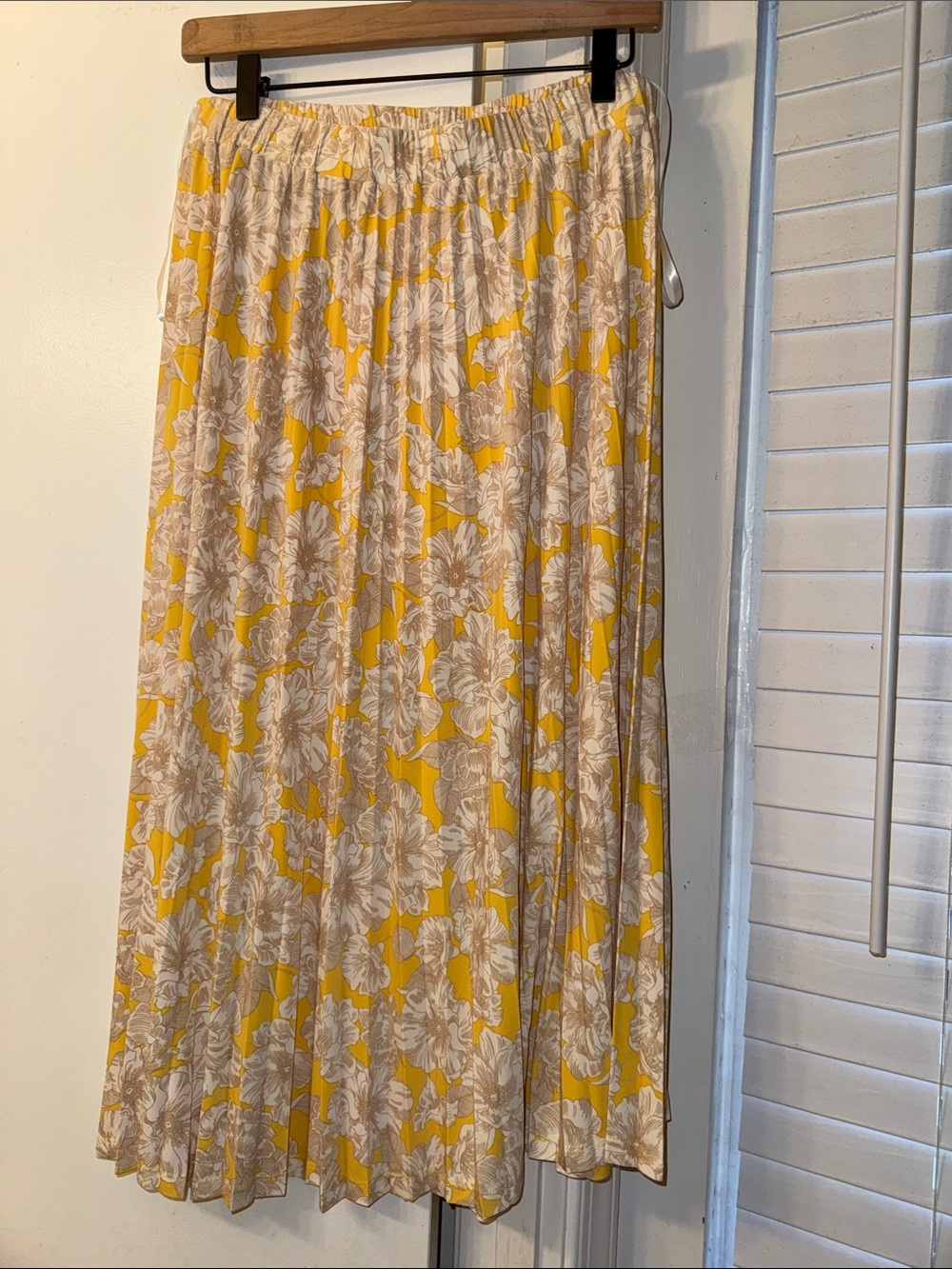Tommy Hilfiger Yellow Floral Pleated Midi Skirt
